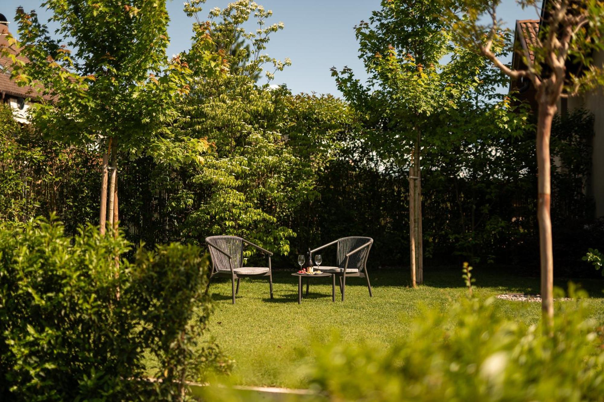 Agriturismo Insolito Terlano Bagian luar foto